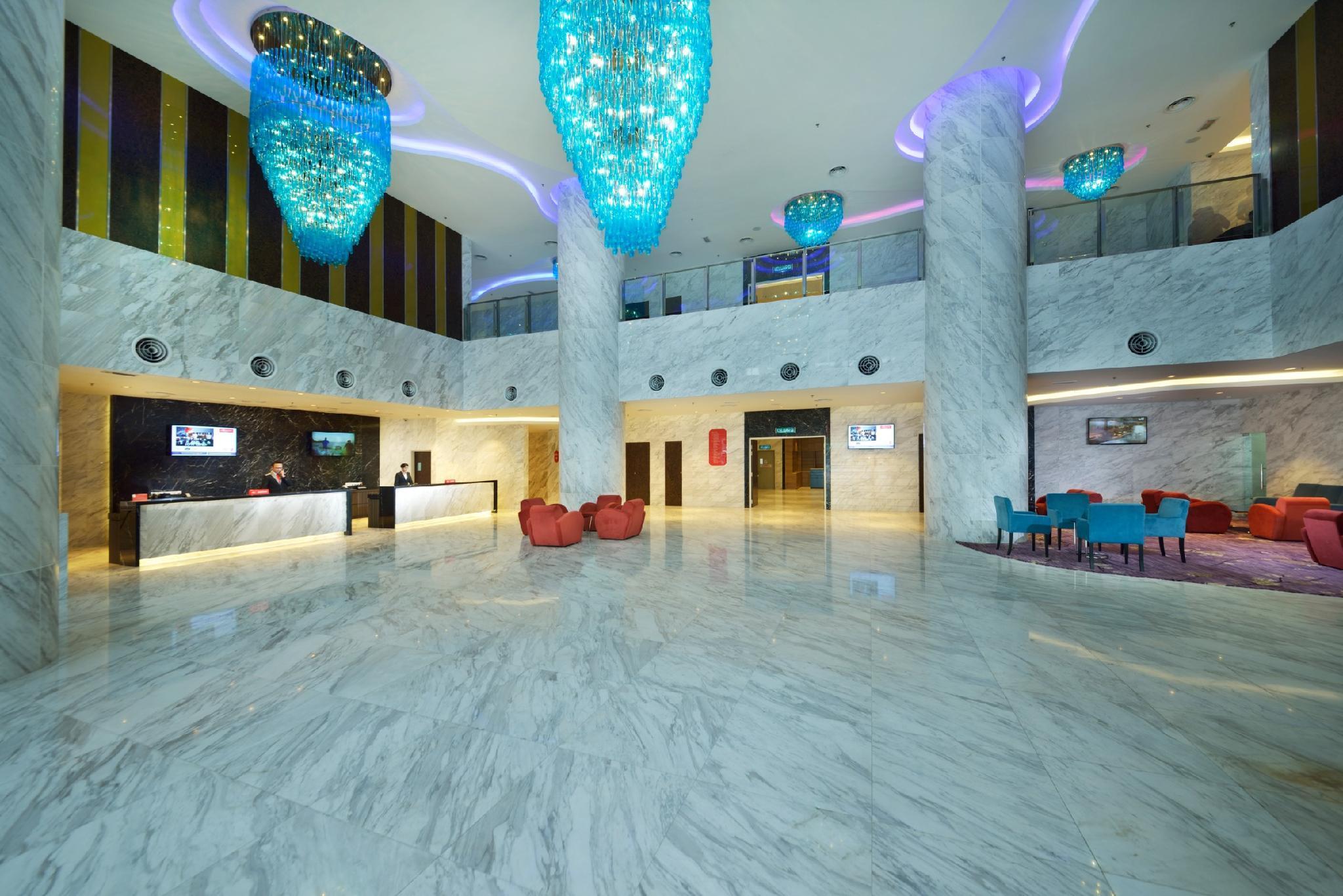 Lexis Suites Penang Bayan Lepas Εξωτερικό φωτογραφία Lobby