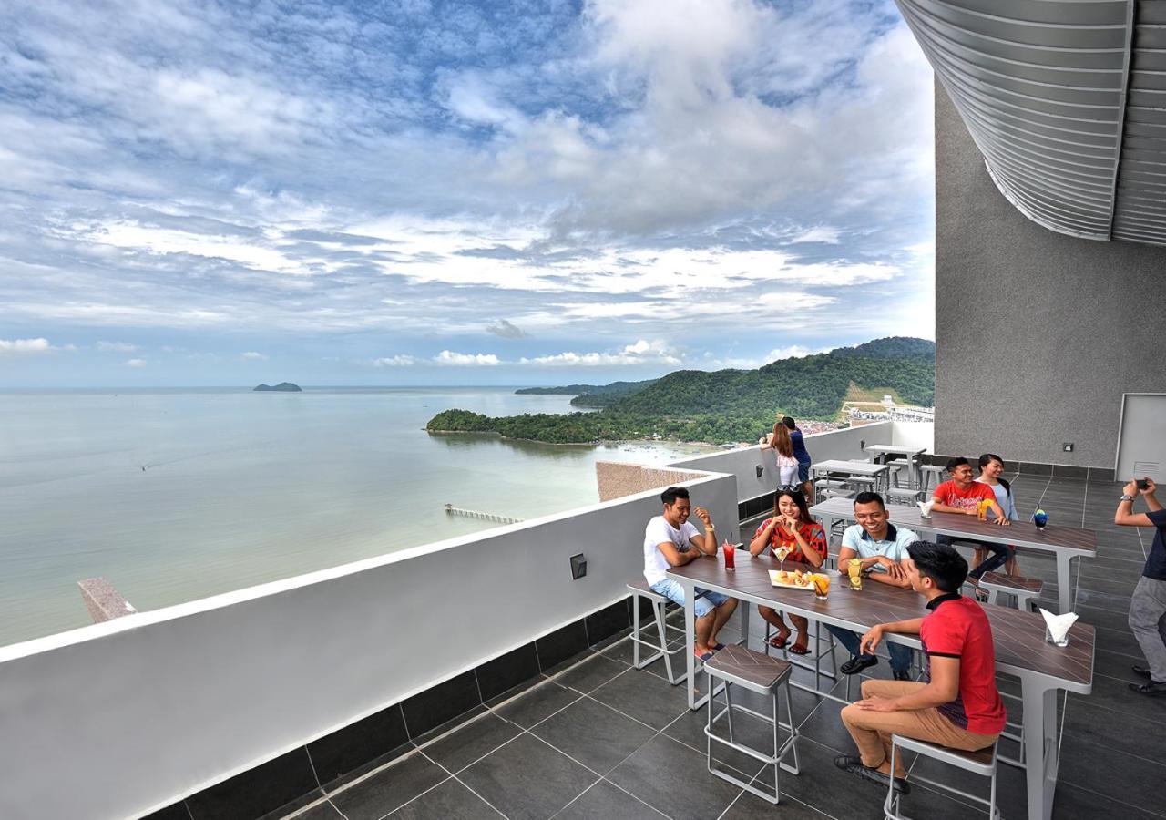 Lexis Suites Penang Bayan Lepas Εξωτερικό φωτογραφία Sky Bar